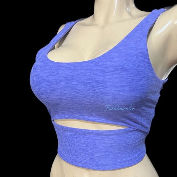 Victoria’s Secret Flow On Point Crop keyhole out front yoga gym sports bra top M - Picture 1 of 3